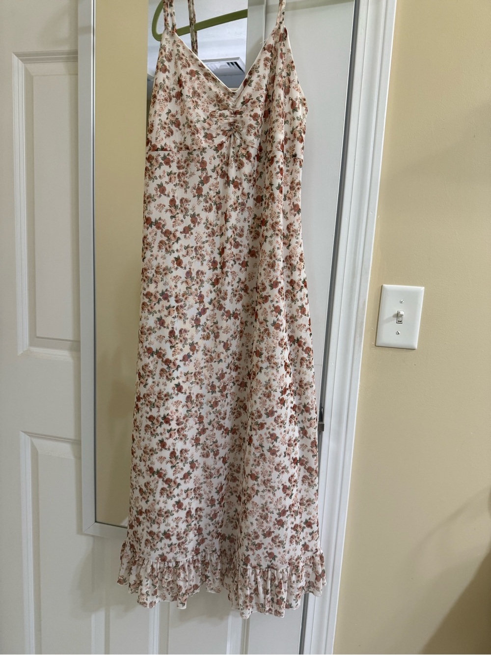 Floral Cream Maxi Dress with Ruffle Hem